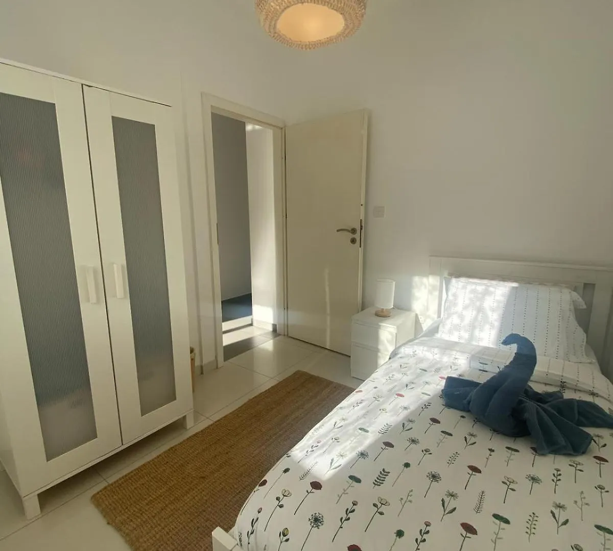 Apartment Sliema Apt With Side Seaviews